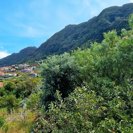 Garden Of Eden By Lovelystay