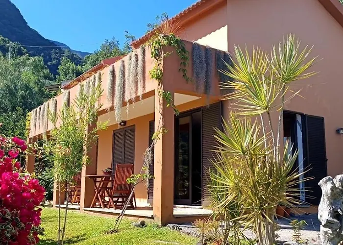 Prázdninový dům Garden Of Eden By Lovelystay *