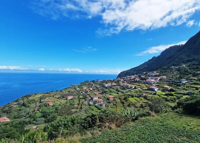 Garden Of Eden By Lovelystay Ponta Delgada (Madeira)