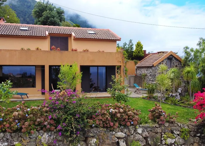 Prázdninový dům Garden Of Eden By Lovelystay *