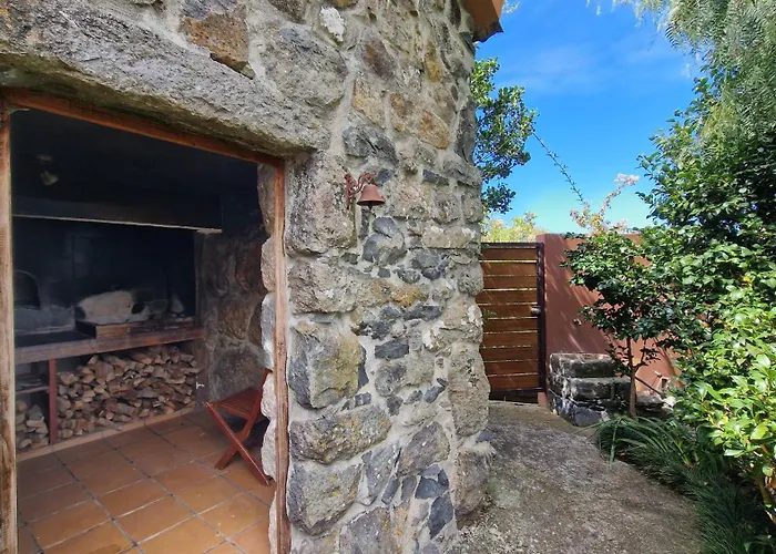 Garden Of Eden By Lovelystay Ponta Delgada (Madeira)