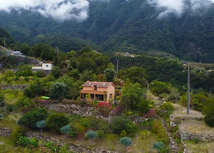 Garden Of Eden By Lovelystay