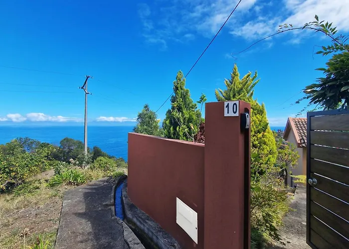 Garden Of Eden By Lovelystay